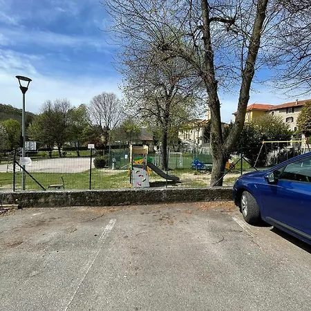 Casa Sasso E Legno 奥梅尼亚